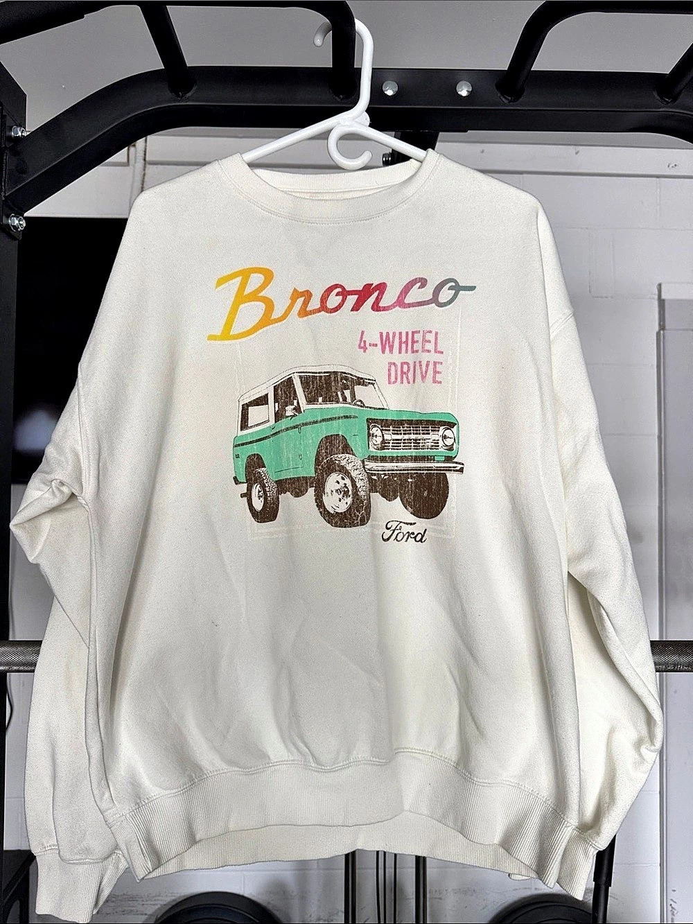 Ford Bronco 4-Wheel Drive Graphic Sweatshirt Medium